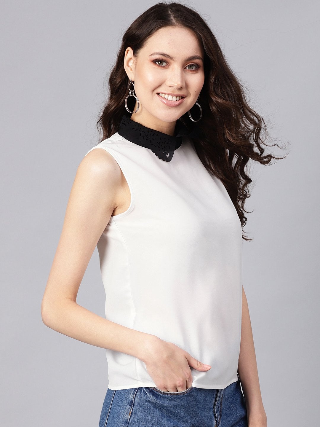 Women's White Collar Sleeveless Top