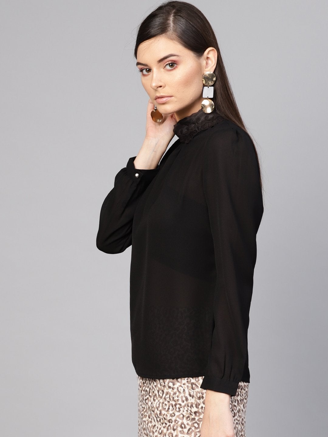 Women's Black Lace On Neck Top
