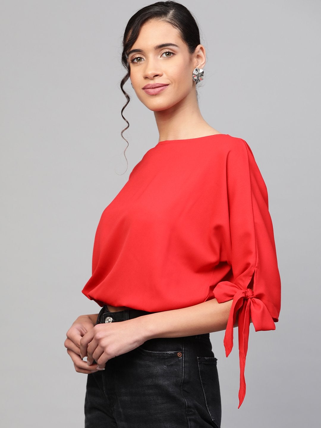 Women's Red Sleeve Tie-Up Crop Top