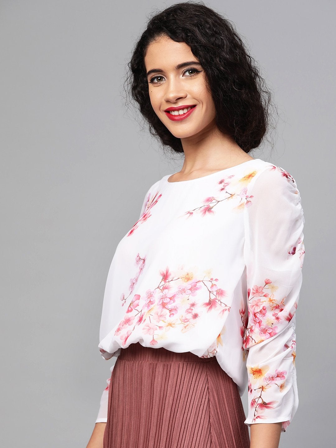 Women's Off-White Floral Rouched Sleeves Crop Top