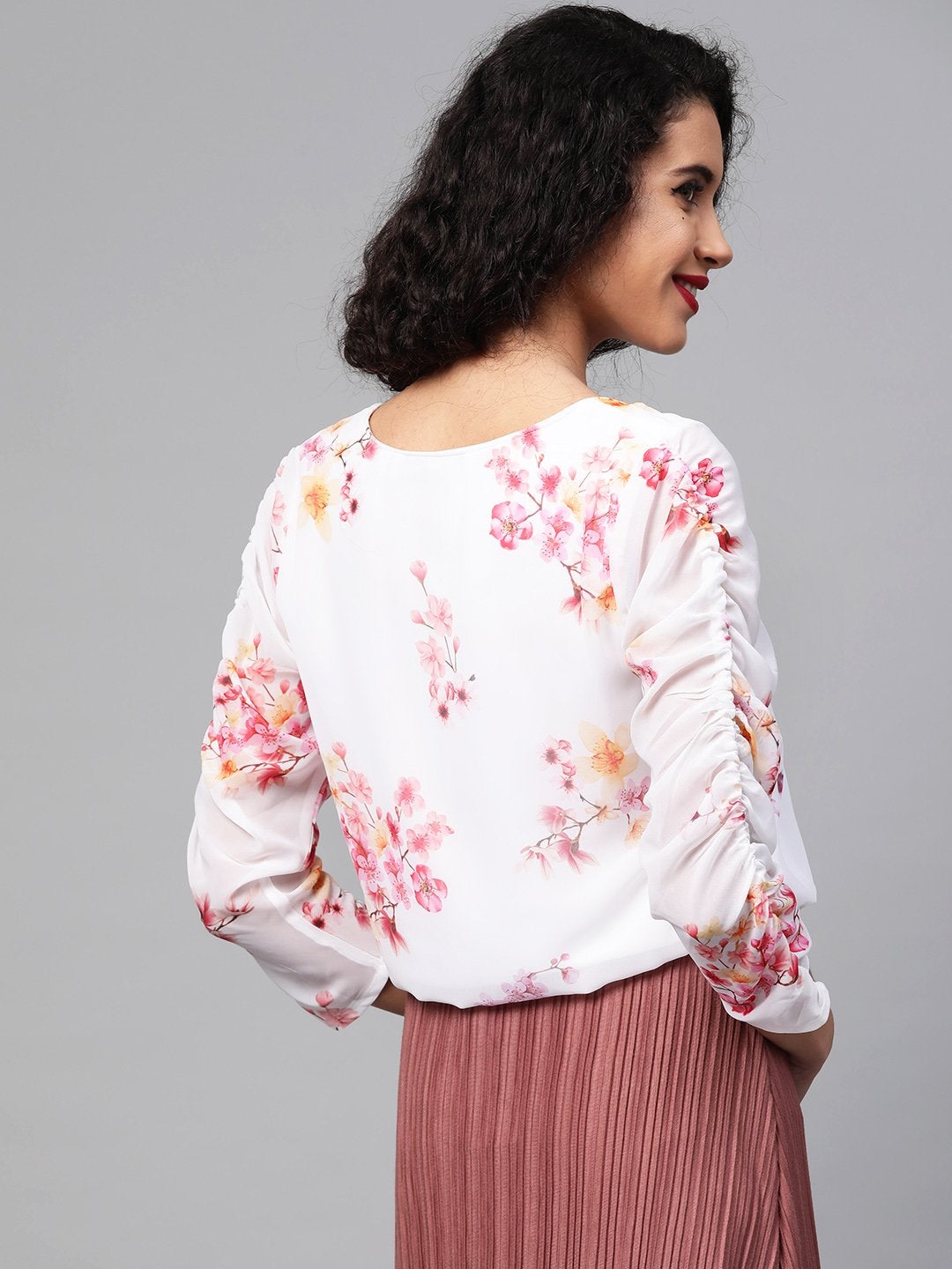 Women's Off-White Floral Rouched Sleeves Crop Top