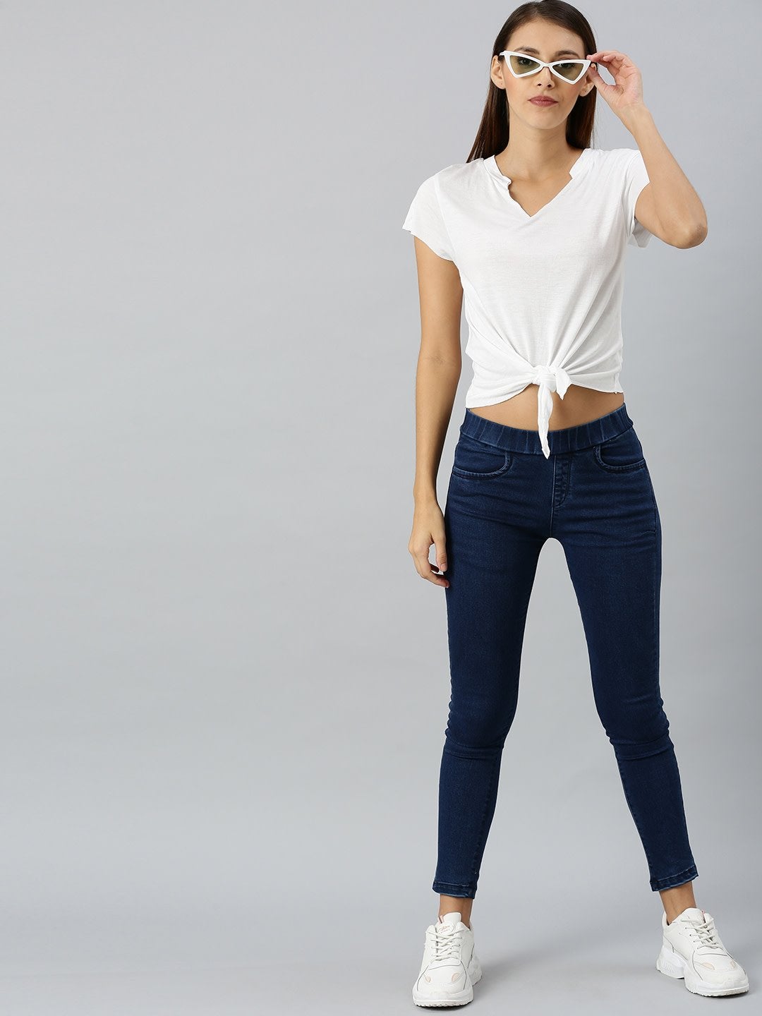 Women's White Front Knot Crop Top