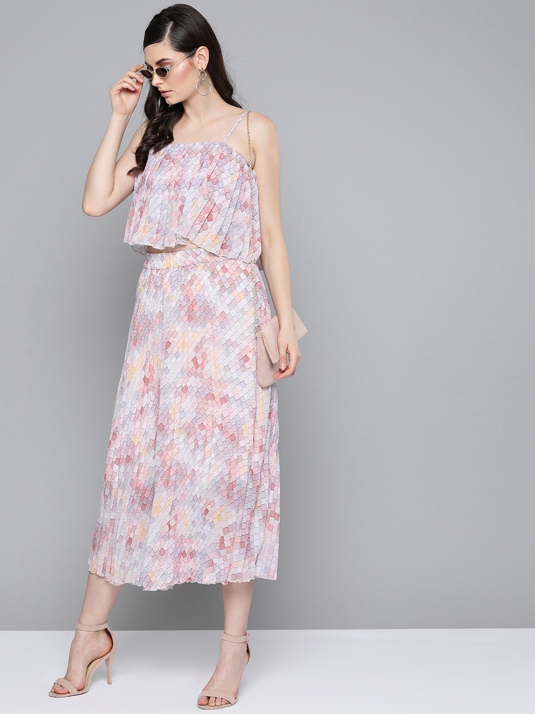 Women's Peach Tile Print Strappy Pleated Crop Top