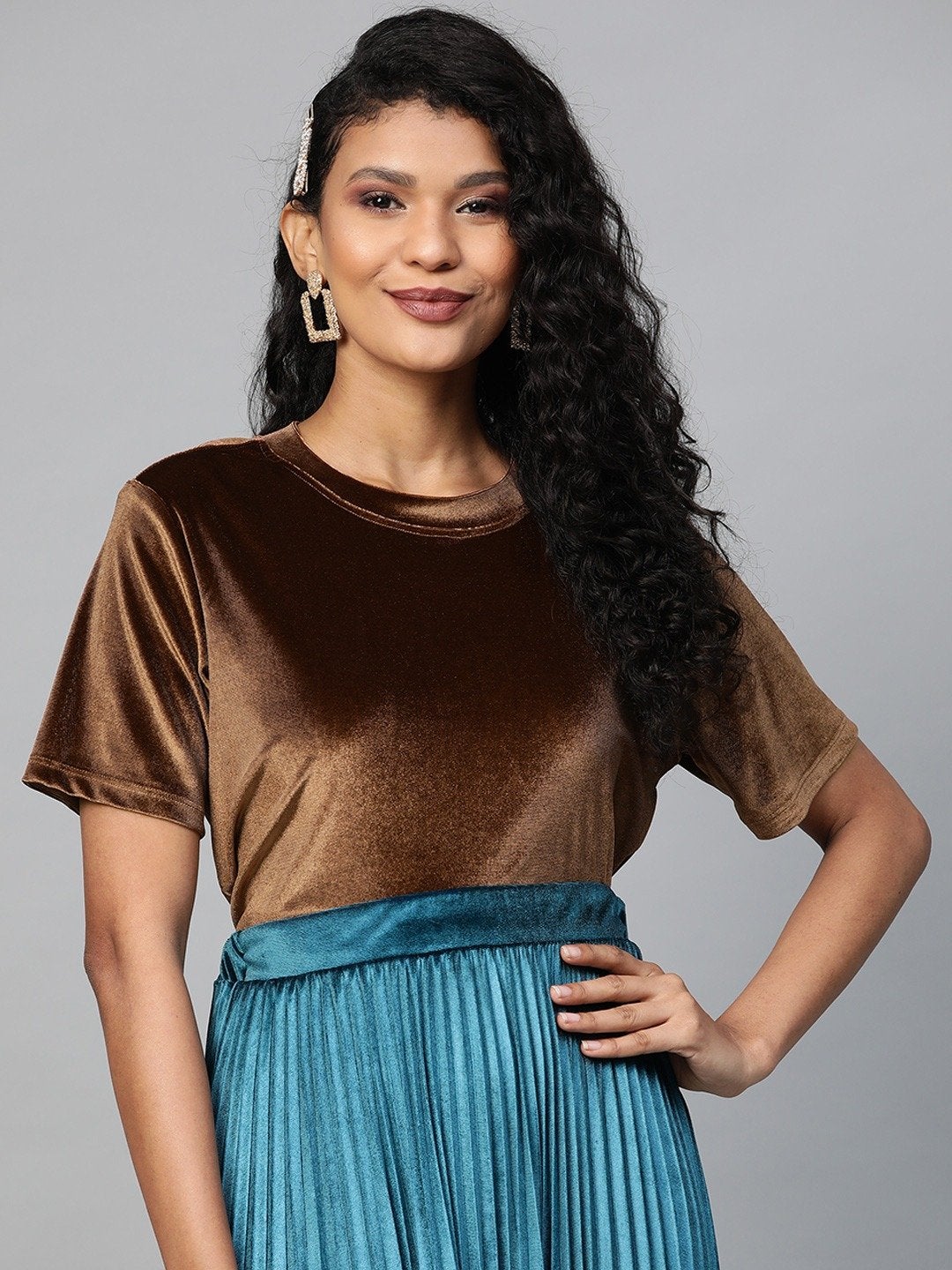 Women's Brown Velvet Basic Top