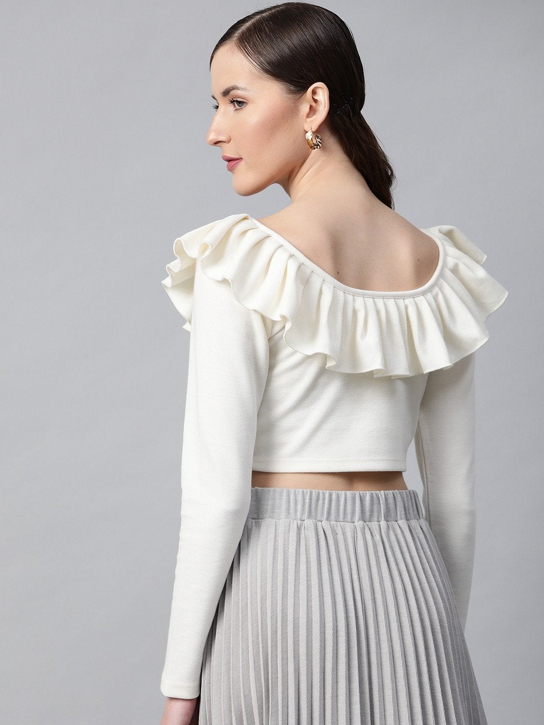 Women's Off White Frilly Neck Rib Crop Top