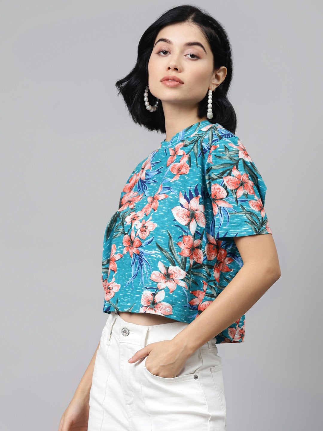 Women's Blue Floral Boxy Crop Top