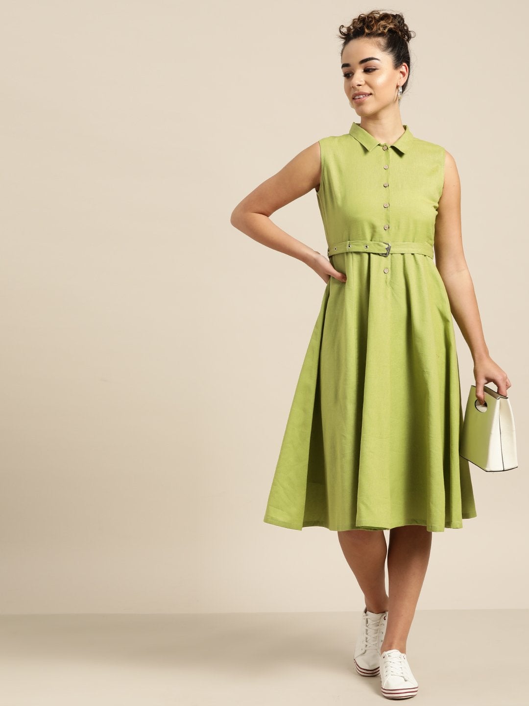 Women's Green Sleeveless Belted Dress