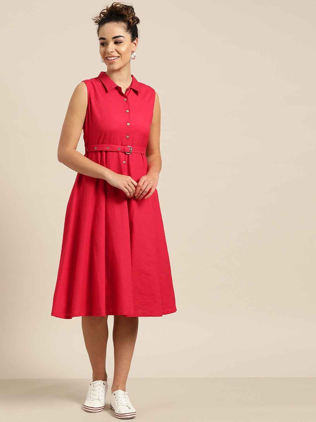 Women's Red Sleeveless Belted Dress