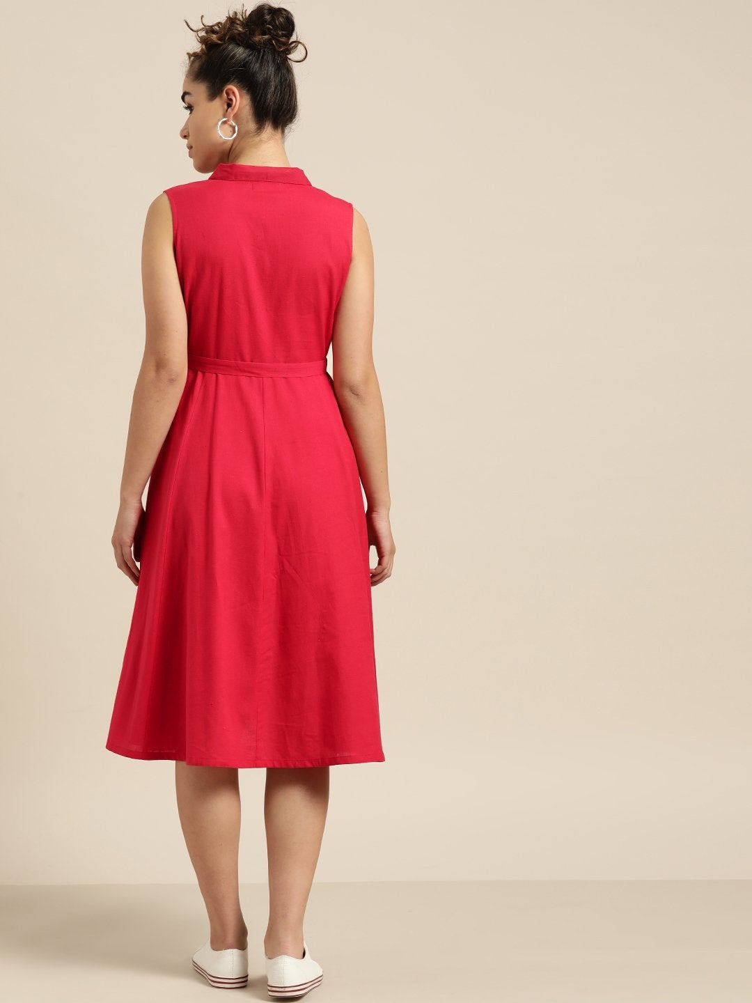 Women's Red Sleeveless Belted Dress