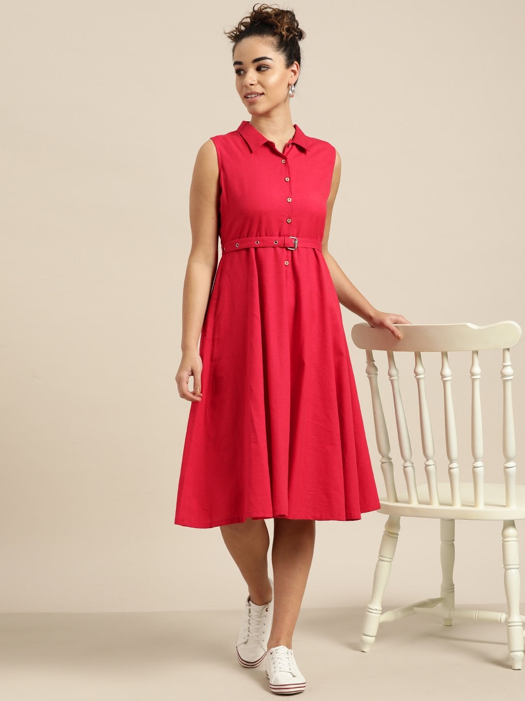Women's Red Sleeveless Belted Dress