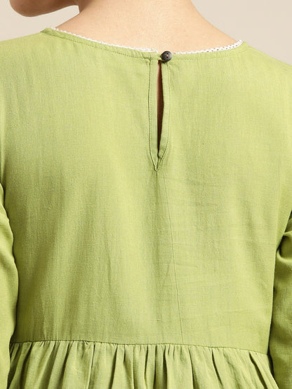 Women's Green Gathered Midi Dress