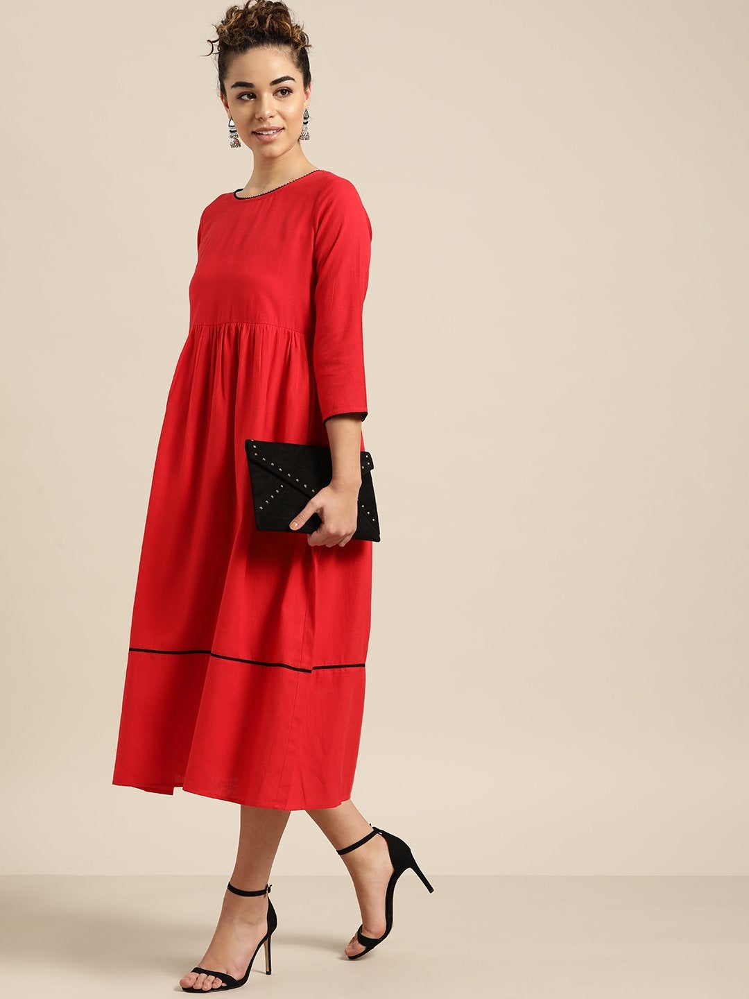 Women's Red Gathered Midi Dress