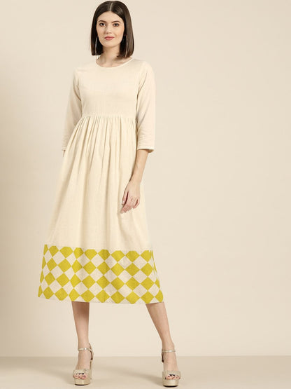 Women's Green Geo Print Gathered Midi Dress