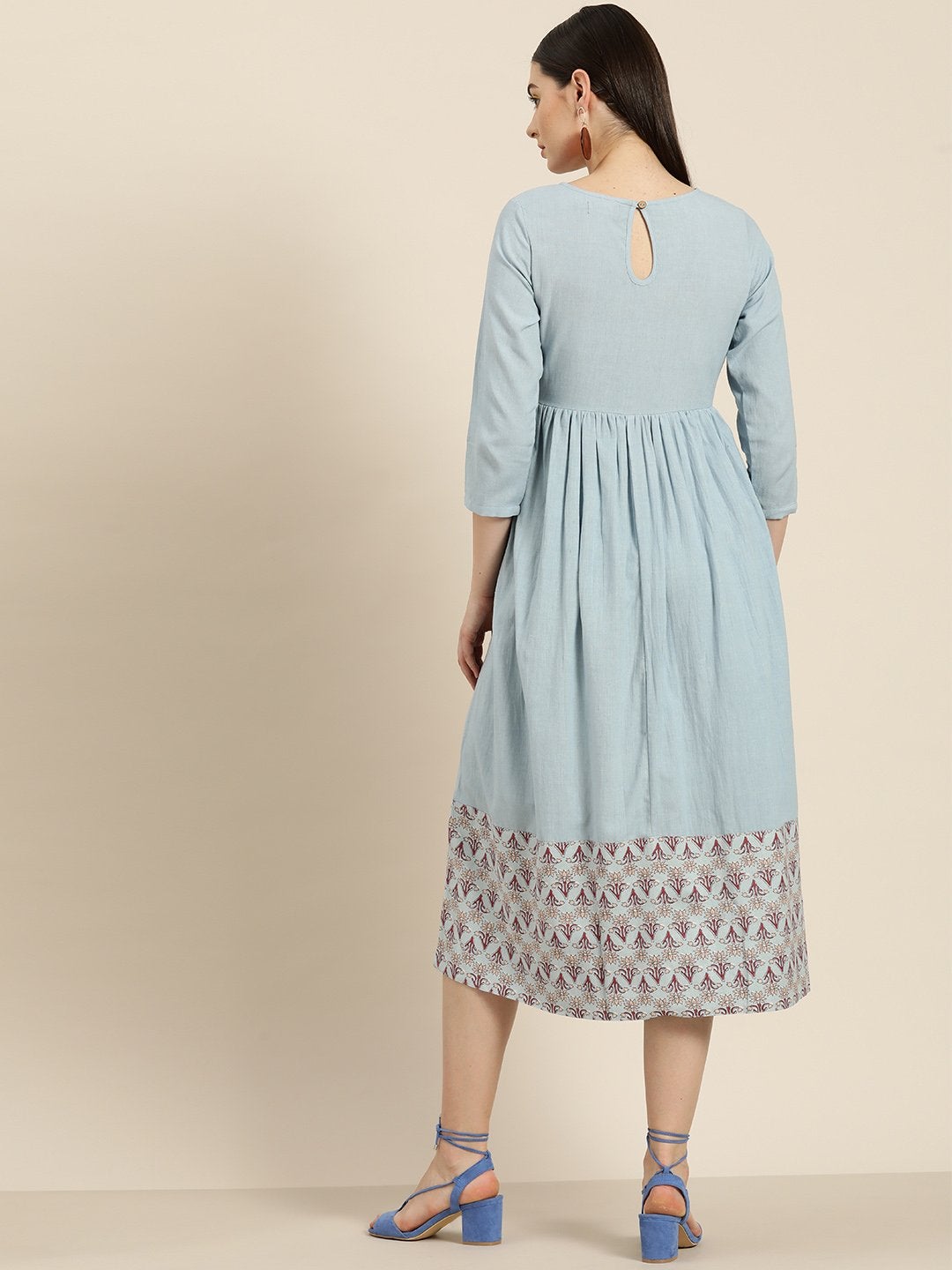 Women's Blue Floral Print Gathered Midi Dress