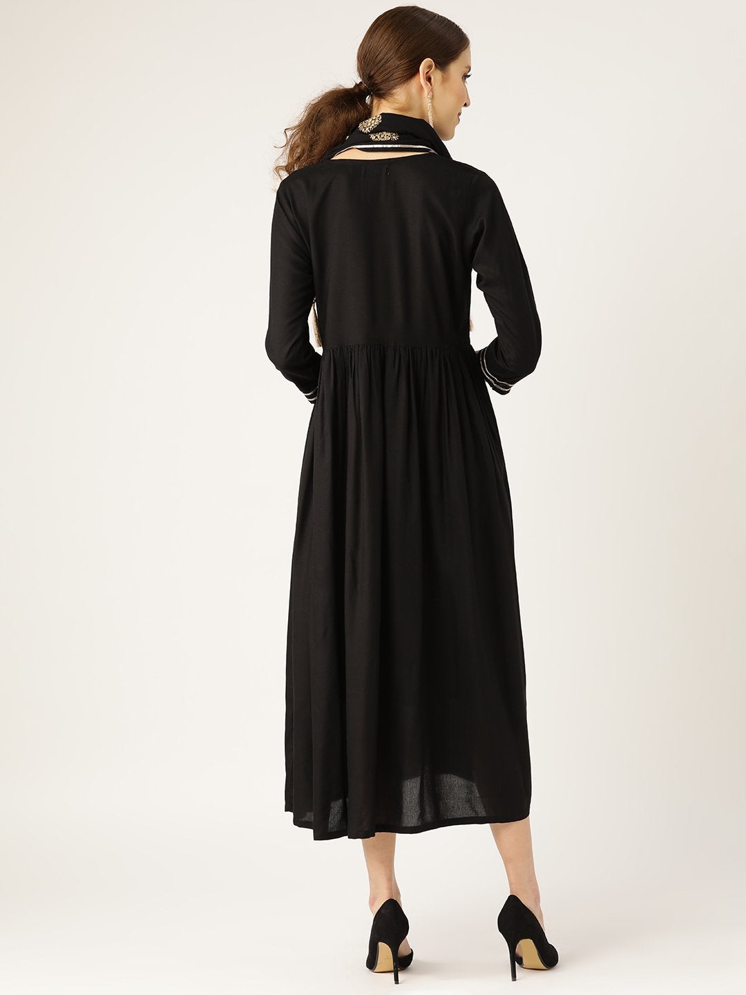 Women's Black Gathered Dress With Foil Print Scraf