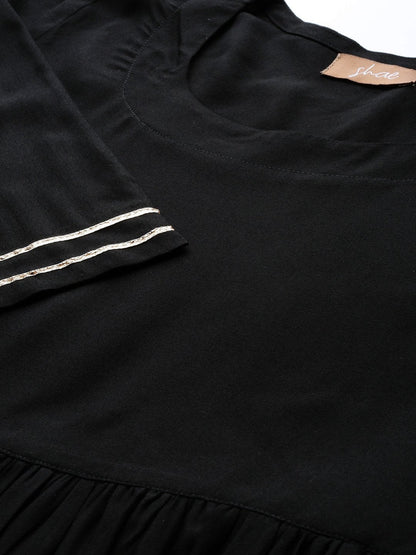 Women's Black Gathered Dress With Foil Print Scraf
