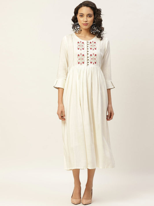 Women's Off White Floral Embroidery Gathered Dress