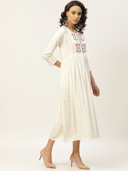 Women's Off White Floral Embroidery Gathered Dress