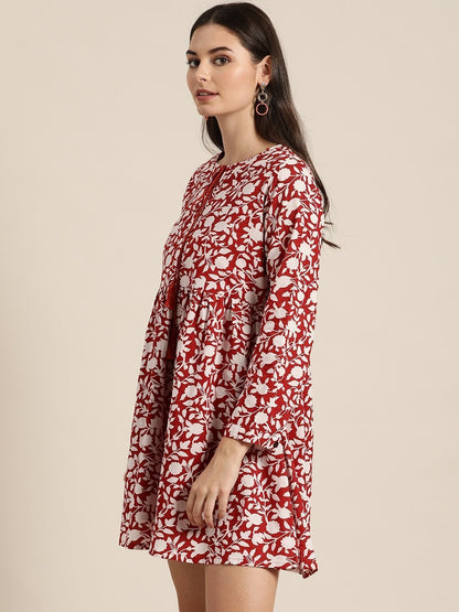 Women's Red Floral Gathered Short