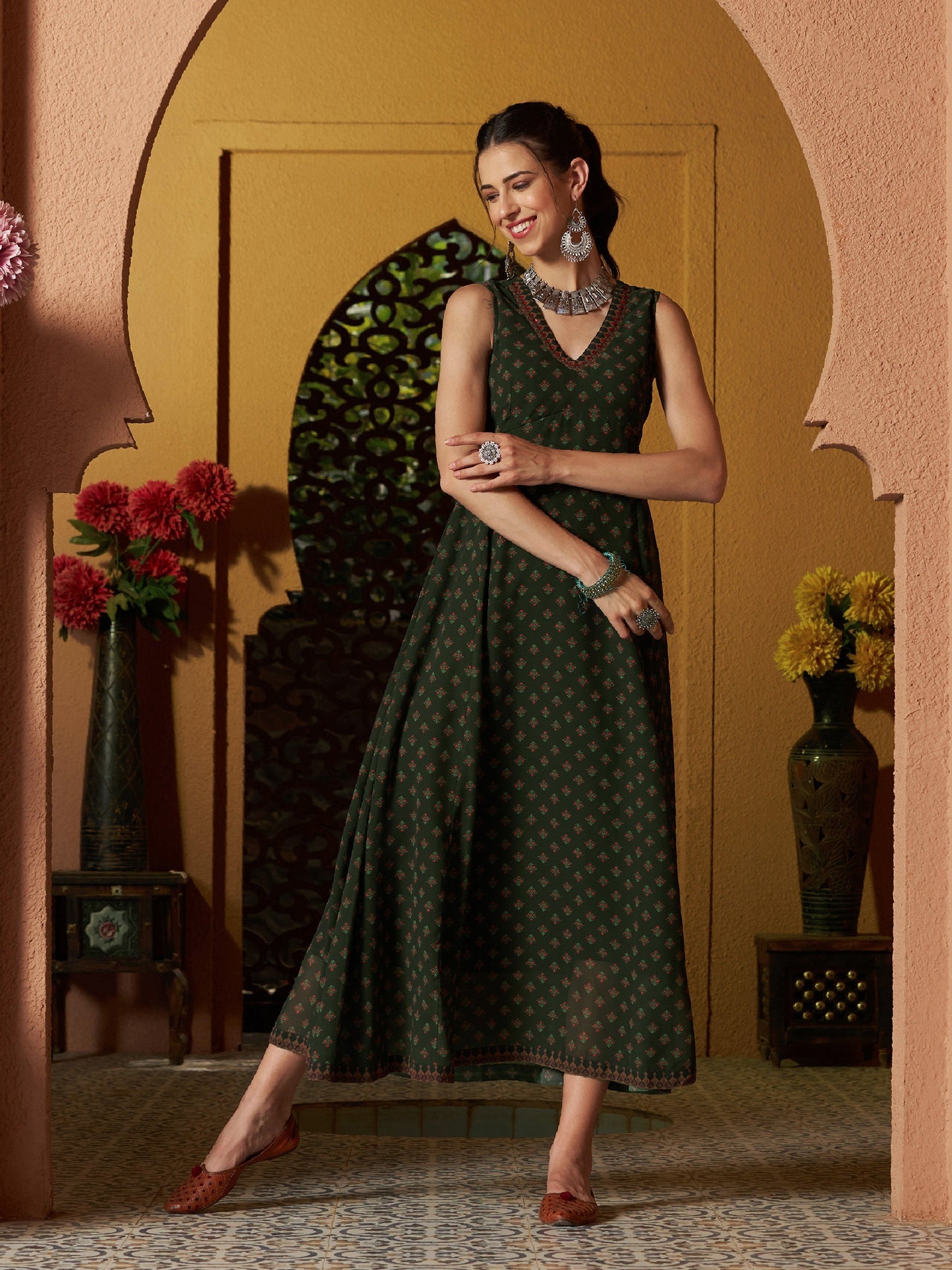 Women's Green Floral Slant Empire Seam Maxi Dress