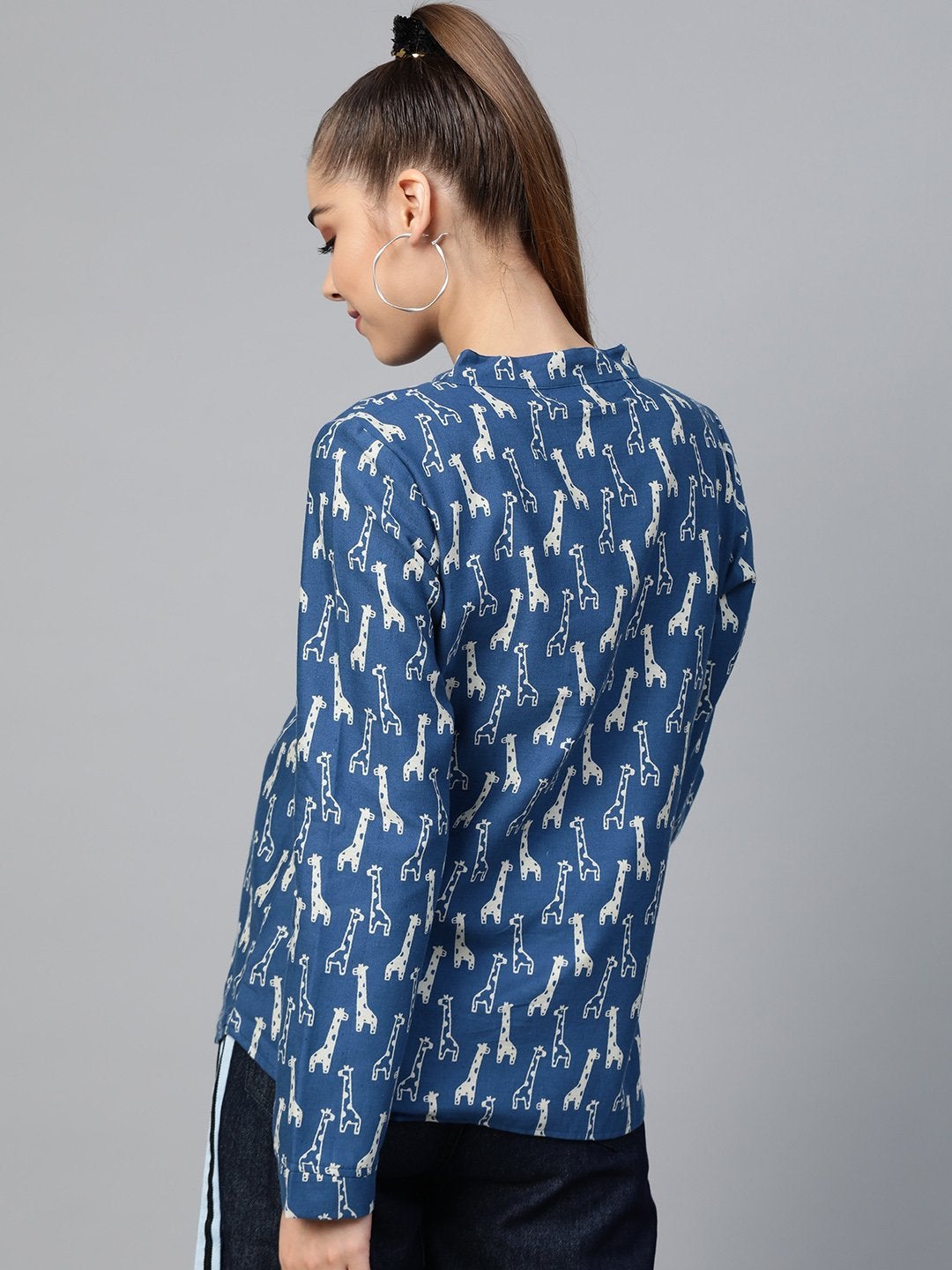 Women's Blue Giraffe Print Buttoned Ethnic Jacket