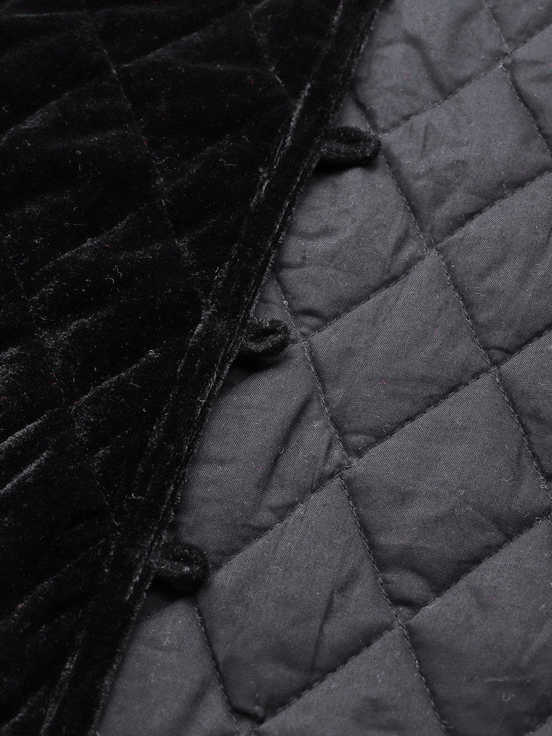 Women's Black Velvet Sleeveless Quilted Jacket