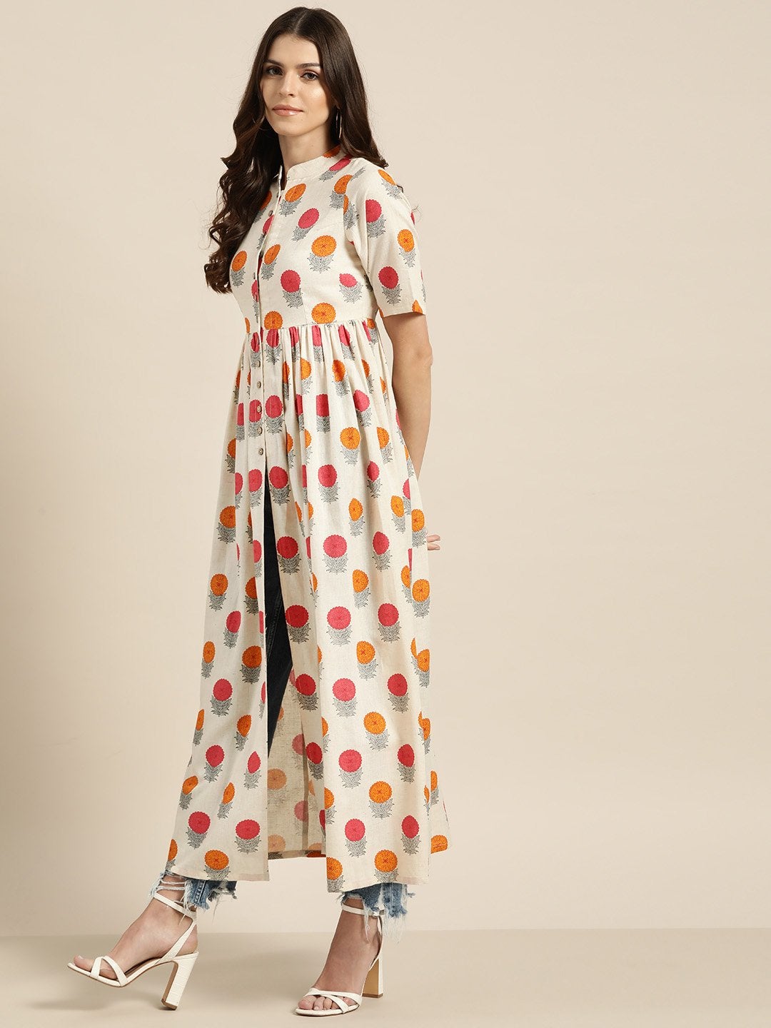 Women's Off-White Floral Gathered Shirt Style Kurta