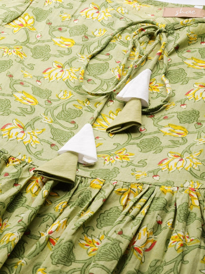 Women's Green Floral Front Keyhole Gathered Kurta Dress