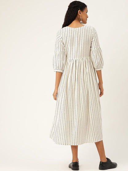 Women's Off White Geo Print Gathered Kurta Dress