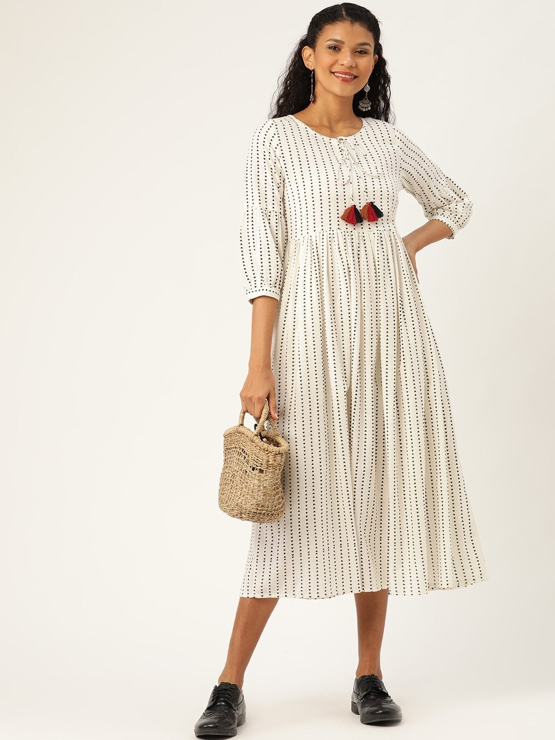 Women's Off White Geo Print Gathered Kurta Dress