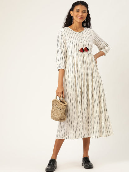 Women's Off White Geo Print Gathered Kurta Dress