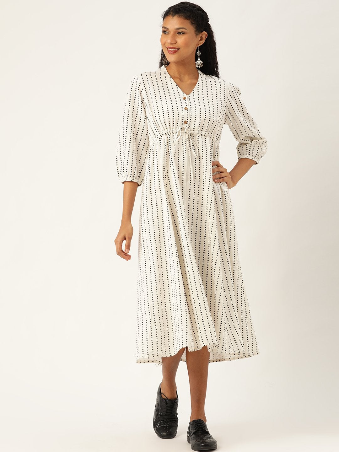 Women's Off White Geo Print Drawstring Kurta Dress