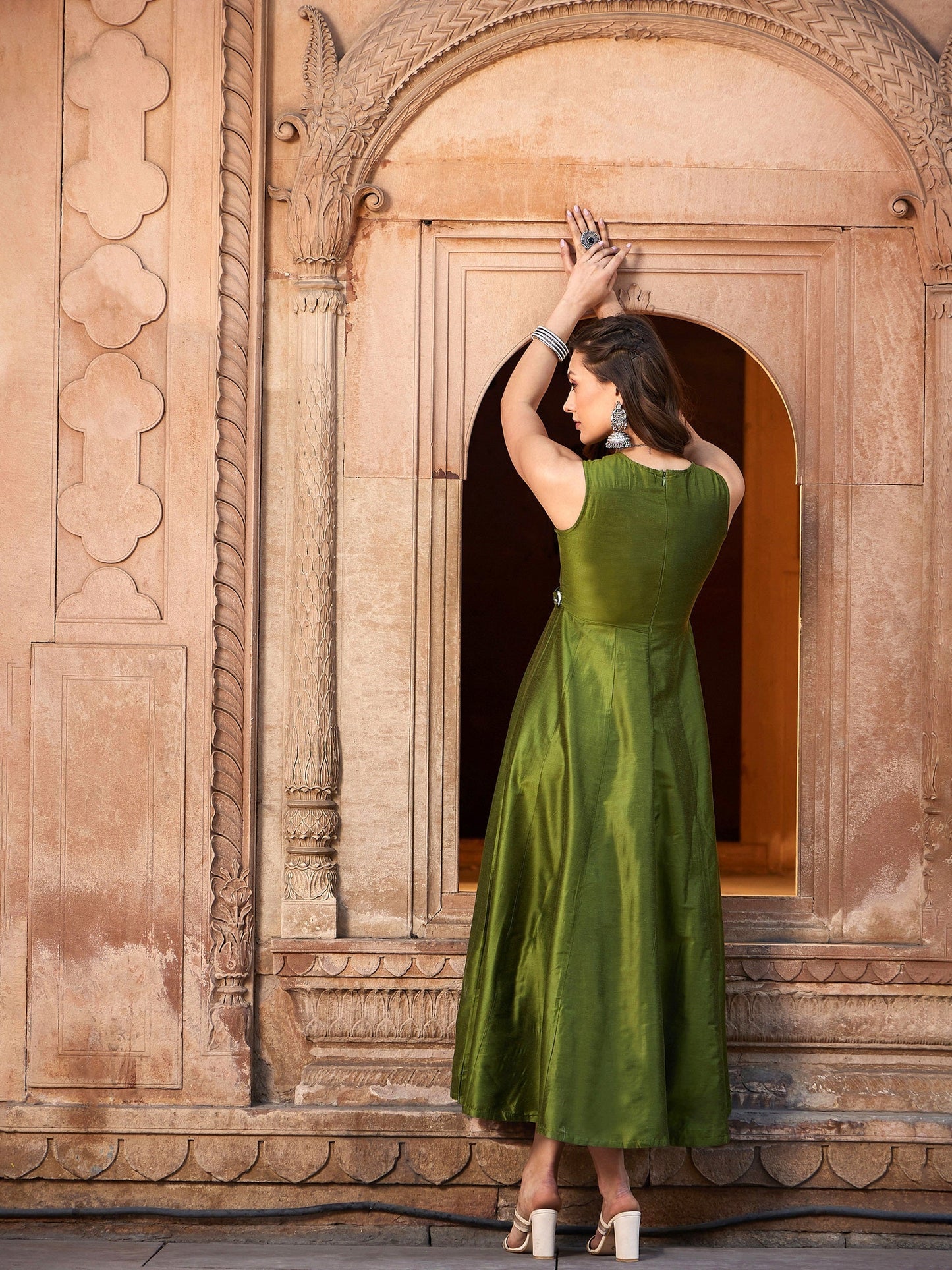 Women's Olive Mirror Lace Waistband Long Anarkali Kurta