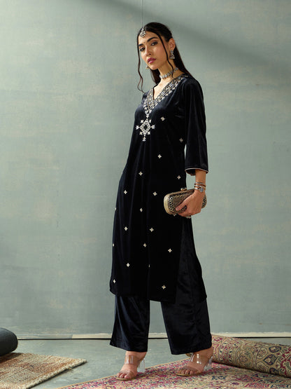 Women's Black Embroidered Kurta Set