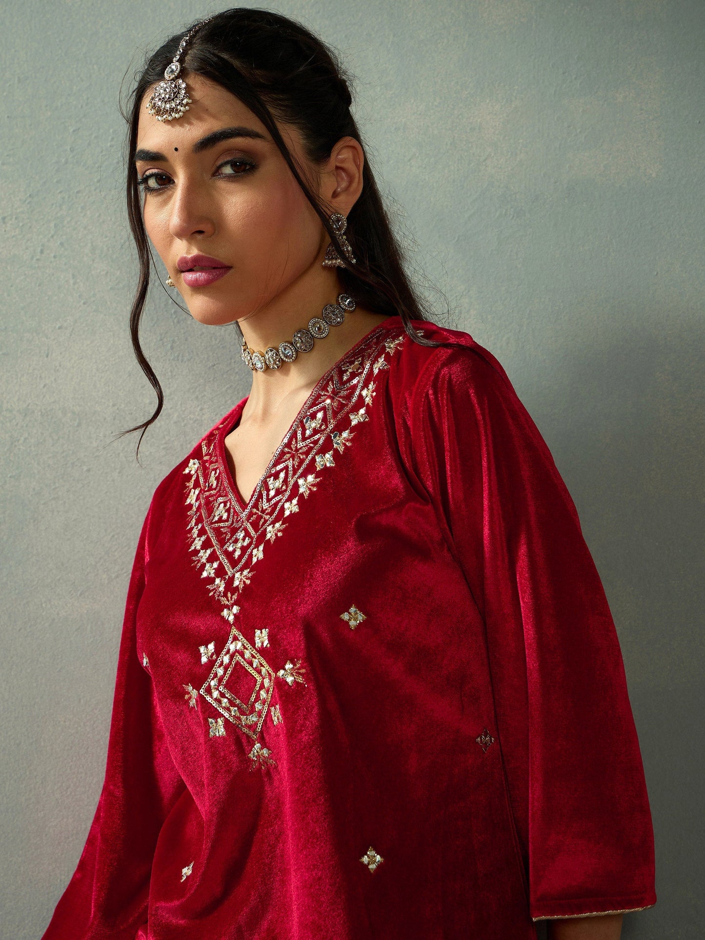 Women's Red Embroidered Kurta Set