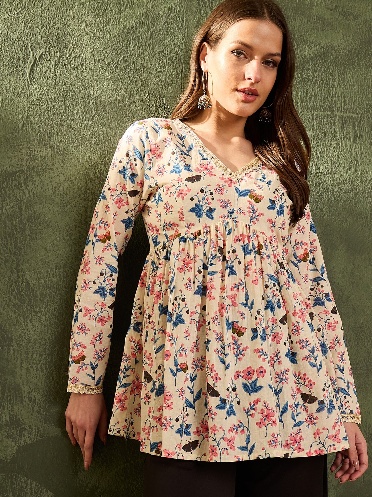 Women's Off White Floral V Neck Full Sleeves Peplum Kurti