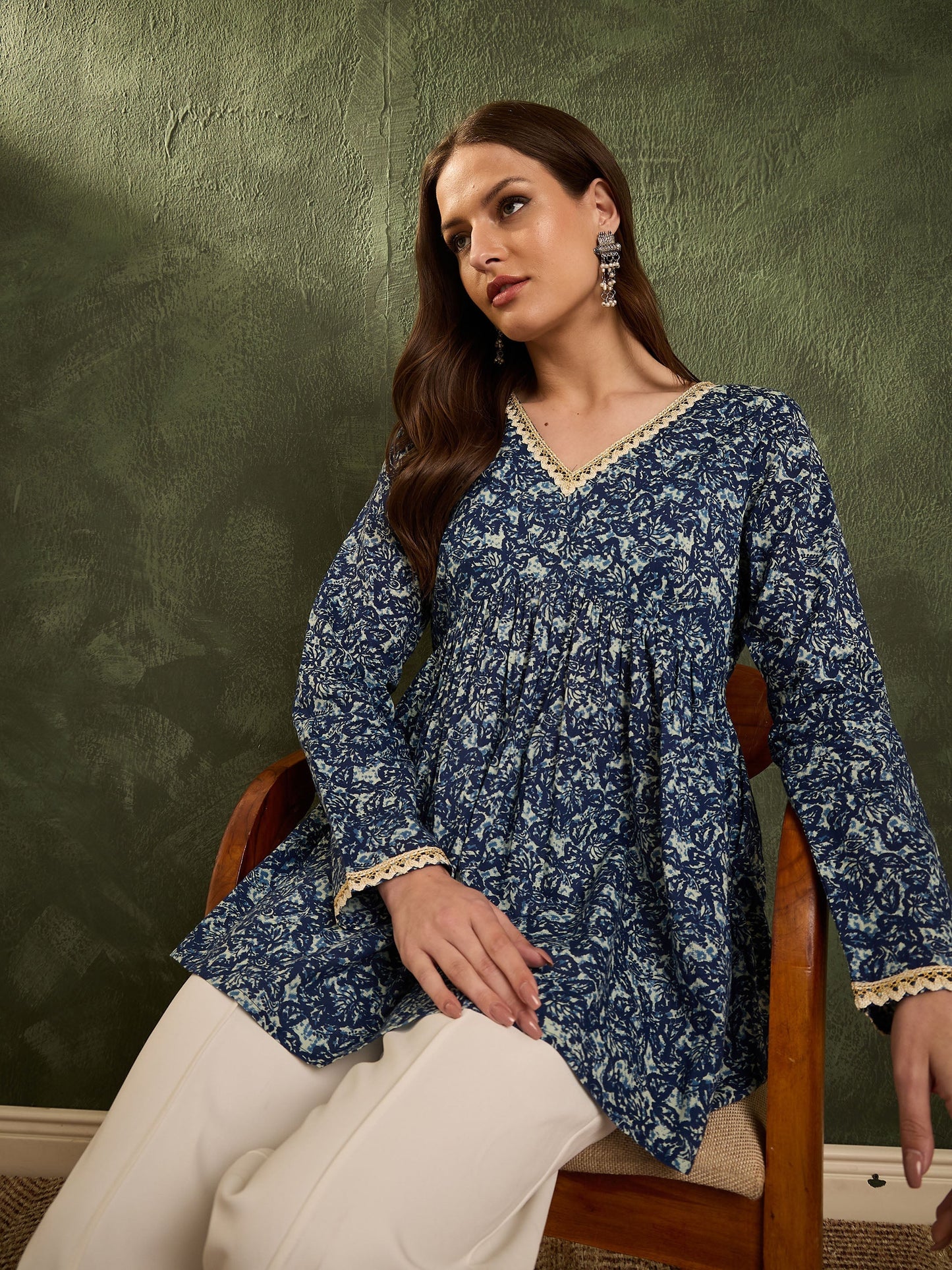 Women's Blue Floral V Neck Full Sleeves Peplum Kurti