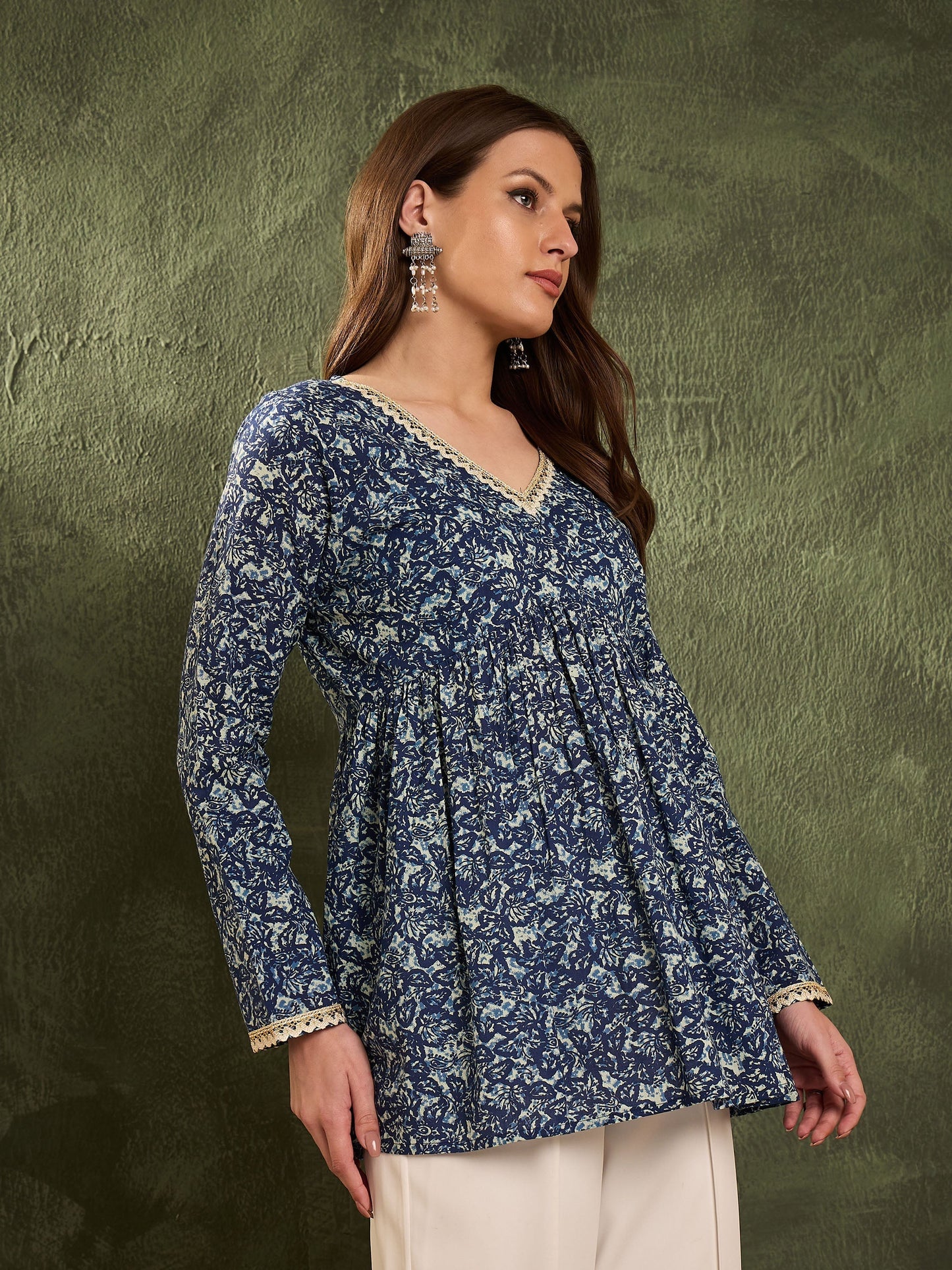 Women's Blue Floral V Neck Full Sleeves Peplum Kurti