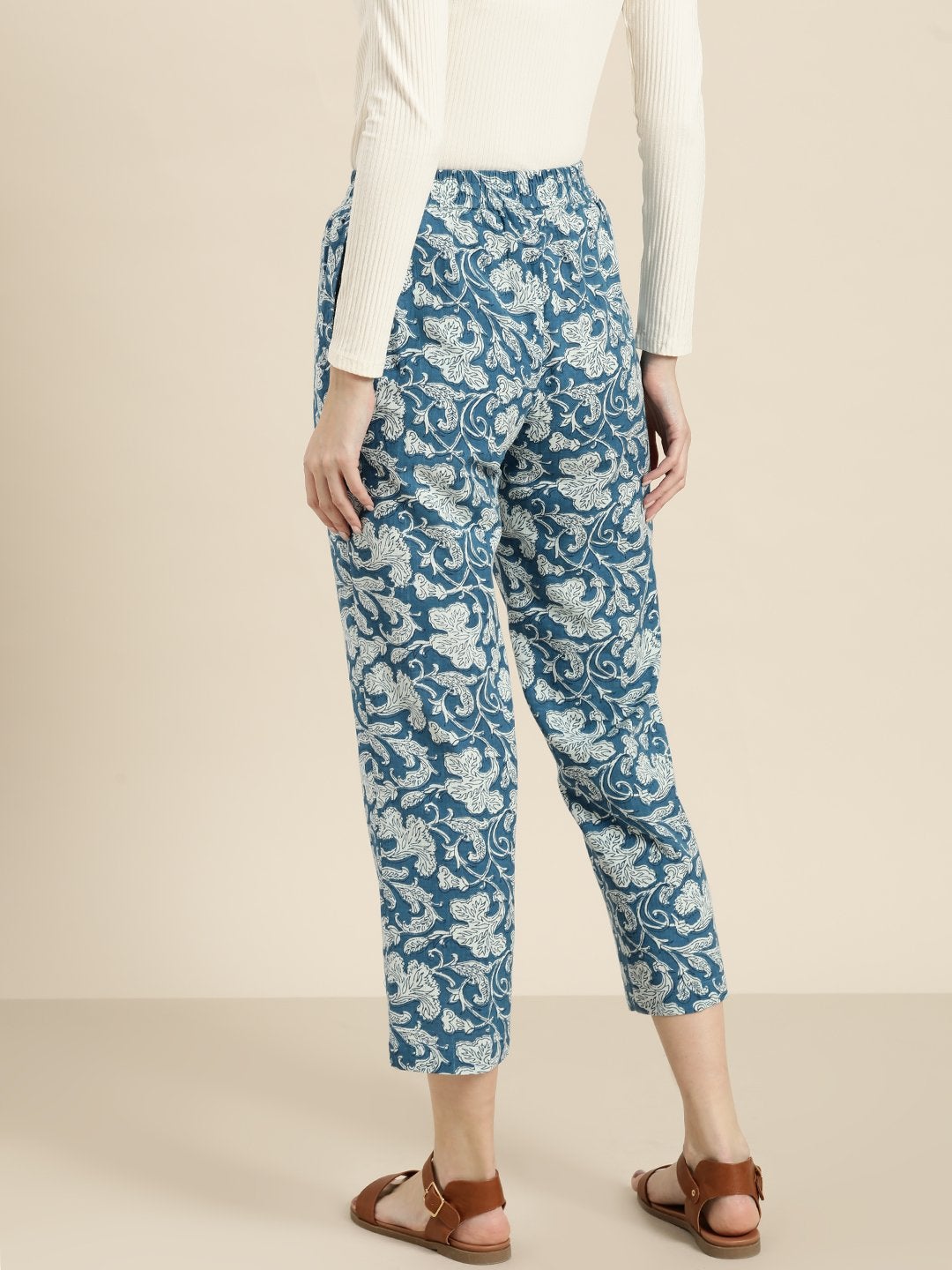 Women's Blue Floral Straight Pants