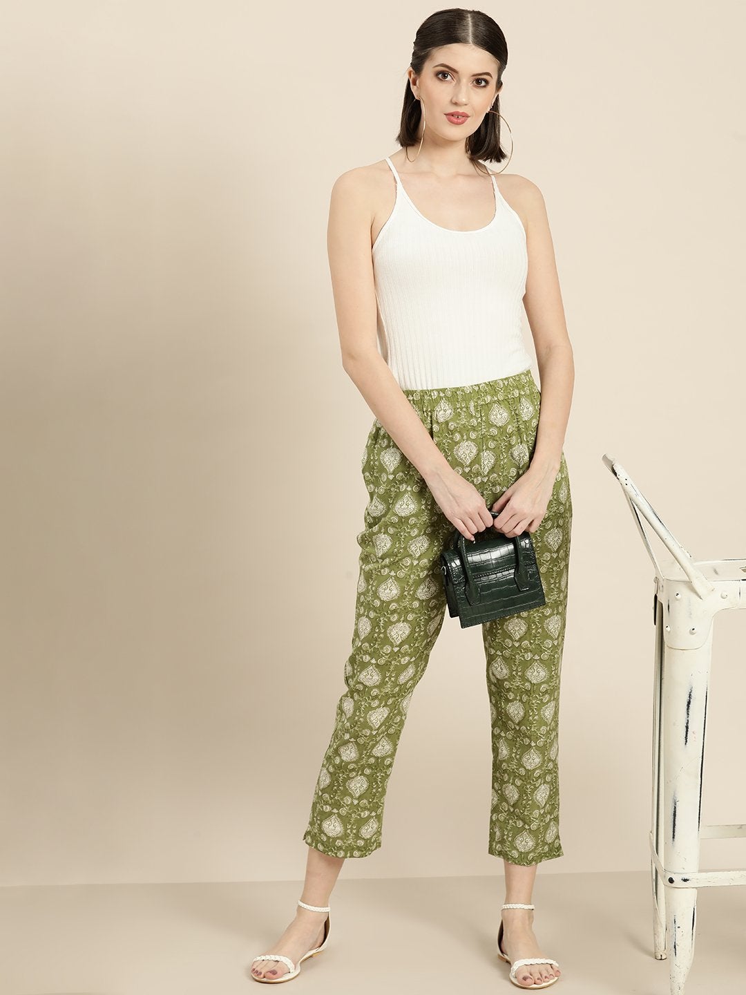 Women's Green Floral Straight Pants