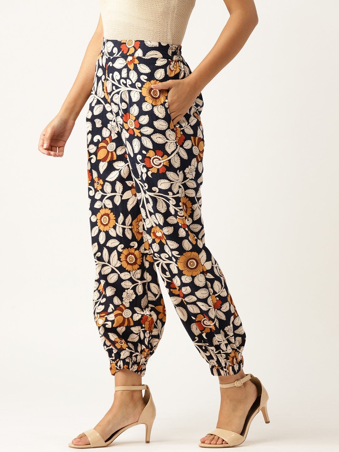 Women's Navy Floral Cuffed Pants