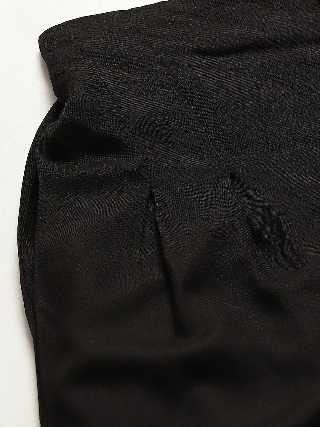 Women's Black Front Button Pleated Culottes