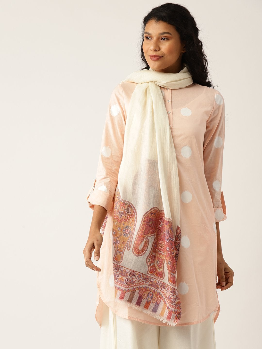 Women's Off White Fine Wool Elephant Border Stole