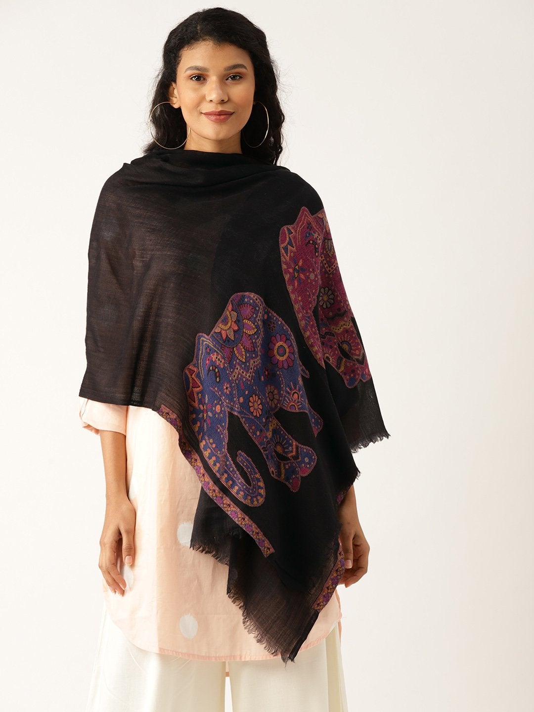 Women's Black Fine Wool Elephant Border Stole
