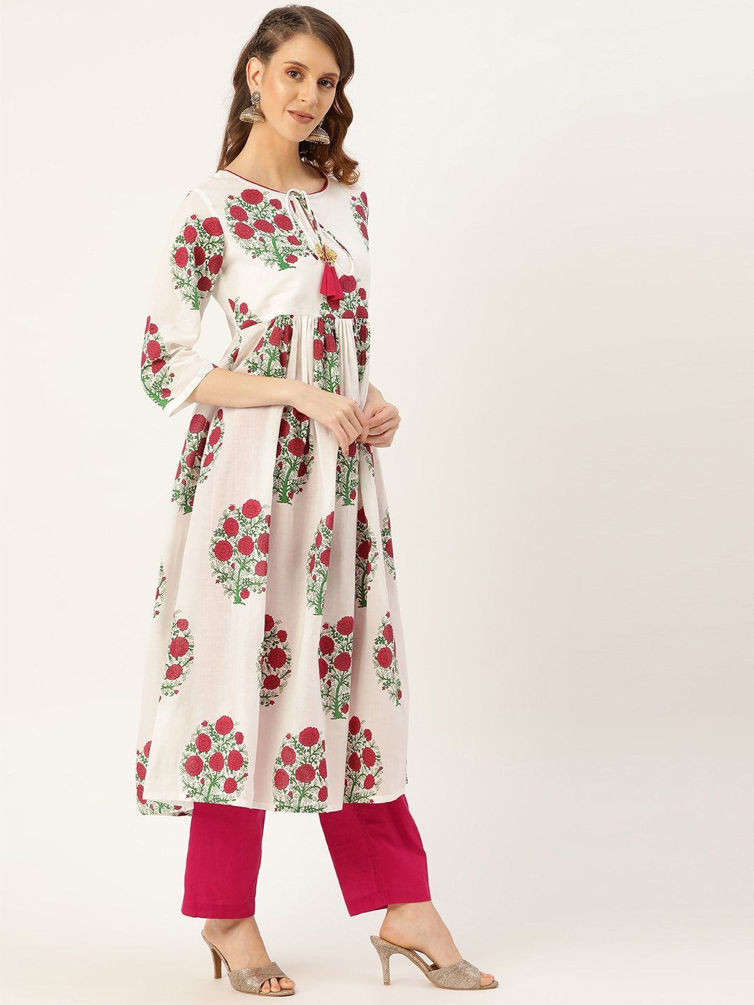 Women's Magenta Floral Kurta With Pants & Magenta Crinkled Du