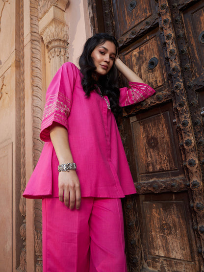 Women's Fuchsia Embroidered Sleeve Shirt Kurti With Palazzos