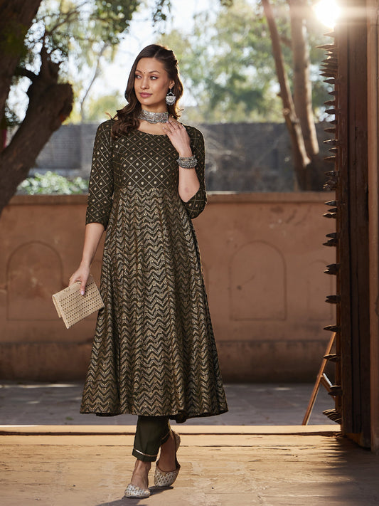 Women's Olive Chevron Foil Anarkali Kurta With Pants