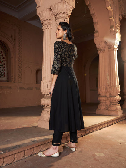Women's Black Floral Bodice Foil Anarkali Kurta With Pants