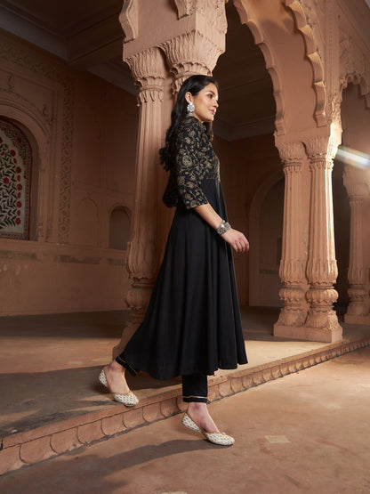 Women's Black Floral Bodice Foil Anarkali Kurta With Pants