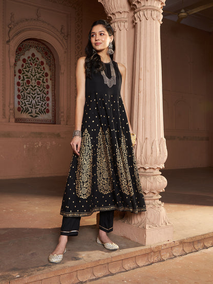 Women's Black Kali Foil Sleeveless Anarkali Kurta With Pants